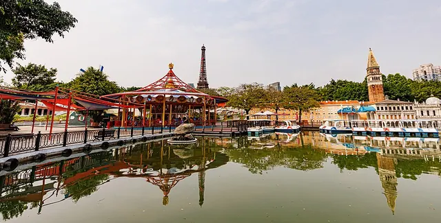 Waterfront replicas and the Eiffel Tower replica at Window of the World in Shenzhen